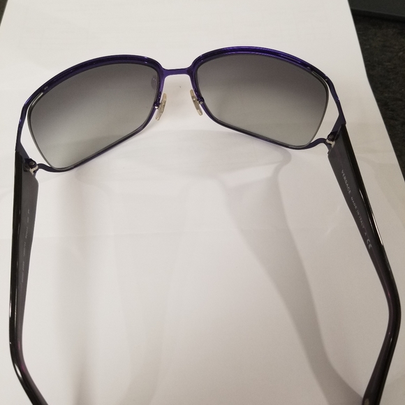 Versace sunglasses - Picture 6 of 6